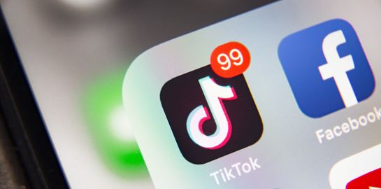 Το TikTok ίσως σε βοηθήσει να βρεις δουλειά