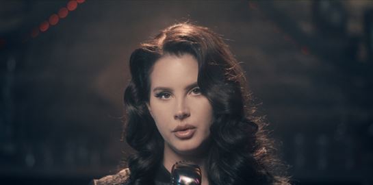 H Lana Del Rey θα διδάσκεται τώρα στο πανεπιστήμιο