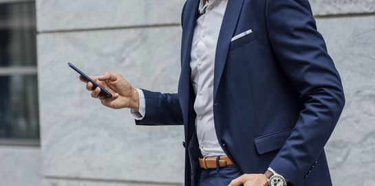 Διαχρονικά αξεσουάρ που ο καθένας πρέπει να έχει στην γκαρνταρόμπα του