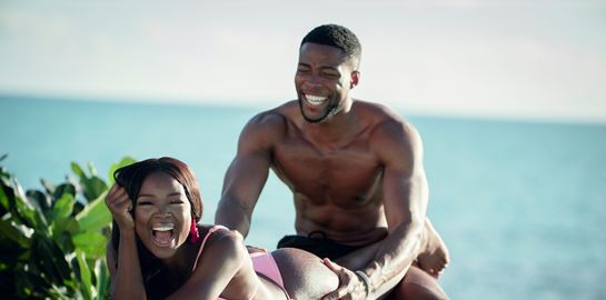 Για κάποιο λόγο, όλοι (ξανά)βλέπουν το Too Hot to Handle στο Netflix