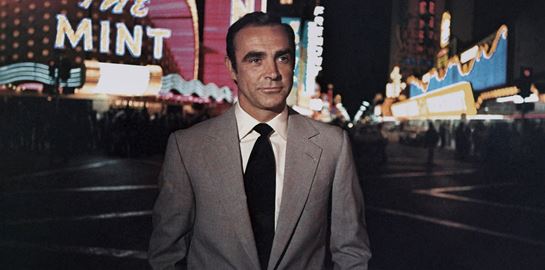 Κι όμως, ο James Bond ήταν κάποτε γυναίκα