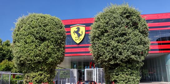 Η Ferrari πρέπει να αγοράσει τη Maserati. Αλλά γιατί;