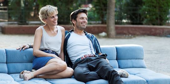 To Monday φιλοδοξεί να γίνει η ελληνική ταινία του καλοκαιριού