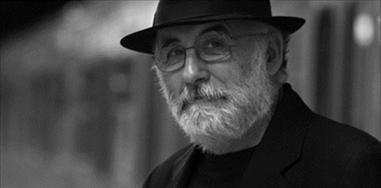 Θάνος Μικρούτσικος, ένας χρόνος μετά