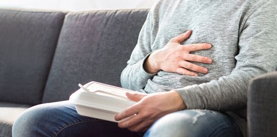 To φαινόμενο food hangover και πώς να το αντιμετωπίσεις