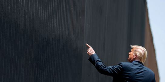 Για τον Donald Trump ο κορονοϊός ήταν &quot;ευλογία από τον Θεό&quot;