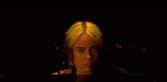 Η μικρού μήκους ταινία της Billie Eilish για το body shaming