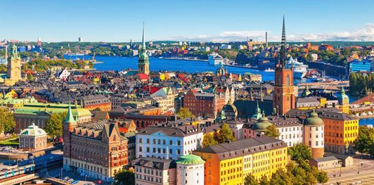 Η Σουηδία συνεχίζει να ρισκάρει και λέει &quot;όχι&quot; στη μάσκα