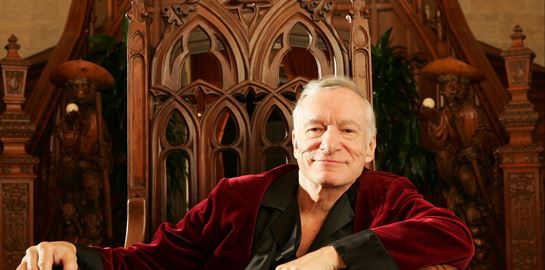 Ο Hugh Hefner, ακόμα και μετά τον θάνατό του, εξακολουθεί να βγάζει πολλά χρήματα