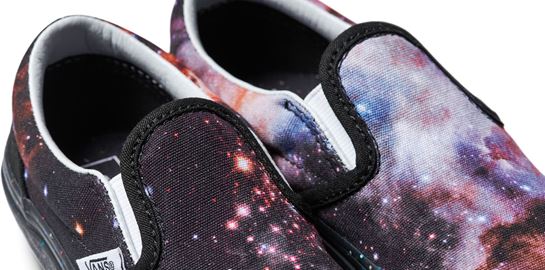 Η  Vans στη νέα της διαστημική συλλογή αποτίνει φόρο τιμής στη NASA
