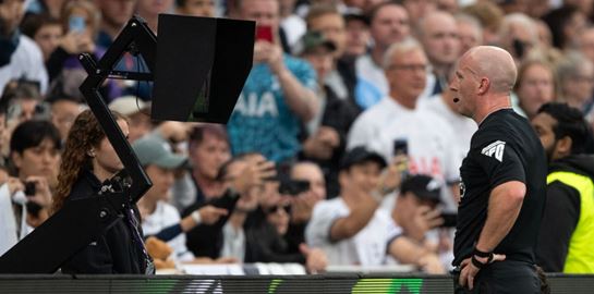 Η Premier League θέλει να καταργήσει το VAR