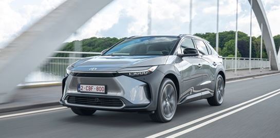 Γιατί η Toyota δεν ασχολήθηκε σοβαρά με τα ηλεκτρικά αυτοκίνητα