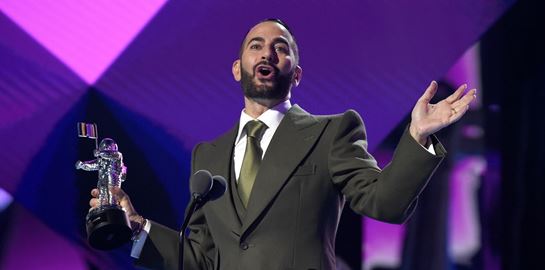 40 (!) χρόνια Marc Jacobs, ούτε εμείς το πιστεύουμε