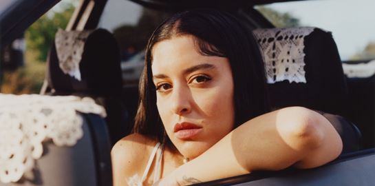 Το &#39;Ζάρι&#39; της Μαρίνας Σάττι για ροκάδες μας αρέσει περισσότερο