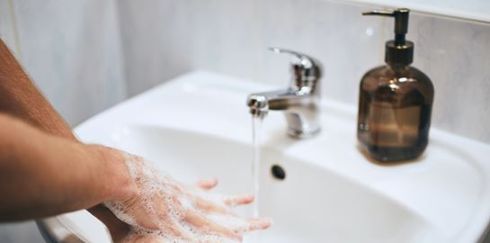 Η ρουτίνα που πρέπει να ακολουθούμε κάθε φορά που επιστρέφουμε σπίτι