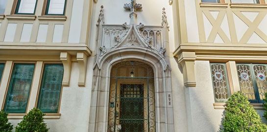 Το παλάτι του Nicolas Cage στο Σαν Φρανσίσκο