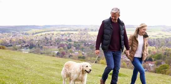 Τι είναι το περπάτημα της πορδής και γιατί κάνει πολύ καλό στην υγεία