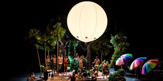 Οι &quot;Όρνιθες&quot; της Στέγης είναι έτοιμοι να πετάξουν στην ταινία του Μπάμπη Μακρίδη