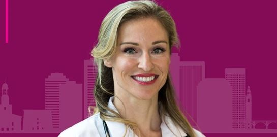 Υποψήφια των Δημοκρατικών στις ΗΠΑ ενισχύει τον προεκλογικό της αγώνα κάνοντας σεξ