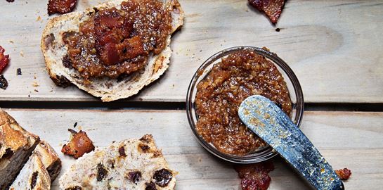 Έτσι θα φτιάξεις μαρμελάδα μπέικον με bourbon