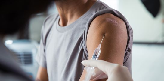 Τρεις απλές αλήθειες για εμβολιασμένους και ανεμβολίαστους