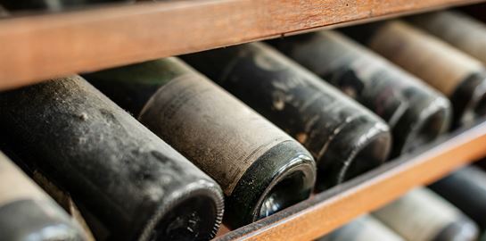 Τα μόνα tips που χρειάζεται να ξέρεις για την αποθήκευση κρασιού