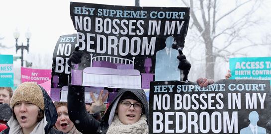 Ο Donald Trump μόλις καταπάτησε ακόμα πιο δυνατά τα γυναικεία δικαιώματα