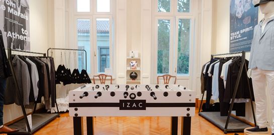 Η γαλλική φινέτσα της IZAC &quot;έντυσε&quot; το Esquire TownHouse