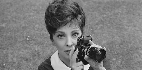 Μια φορά κι έναν καιρό, η Gina Lollobrigida φωτογράφιζε μαφιόζους