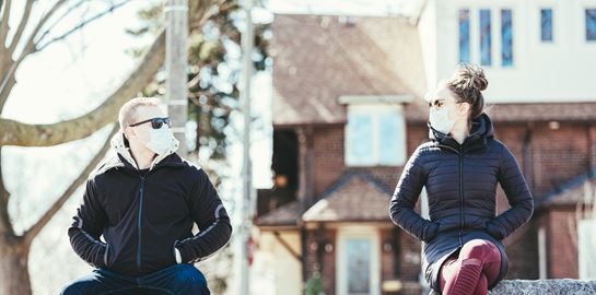 Η ανθρώπινη επαφή στην εποχή της μετακανονικότητας