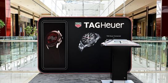 Το pop-up κατάστημα της TAG Heuer στο Golden Hall