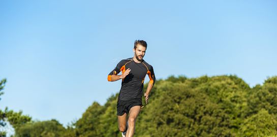 Αν θέλεις να βελτιώσεις τους χρόνους σου στο τρέξιμο, μην κάνεις ό,τι έκανες μέχρι σήμερα