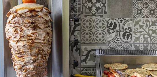 Τα νέα, επικά σουβλάκια της Αθήνας