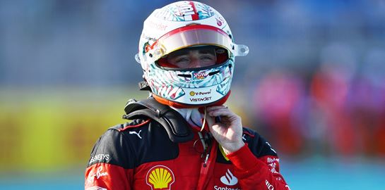 300.000 ευρώ και κάτι για το κράνος του Charles Leclerc