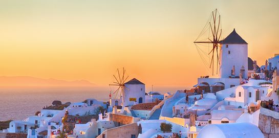 Ένα ψαροχώρι στην Ινδονησία μιμείται την Σαντορίνη