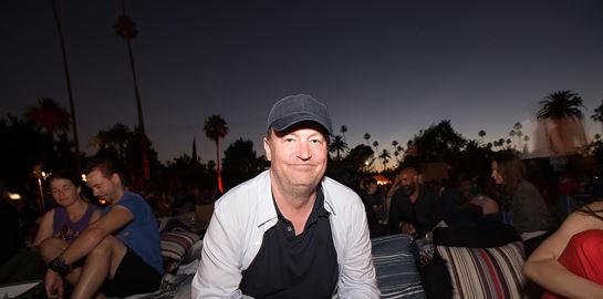 O Matthew Perry ετοιμάζει την αυτοβιογραφία του