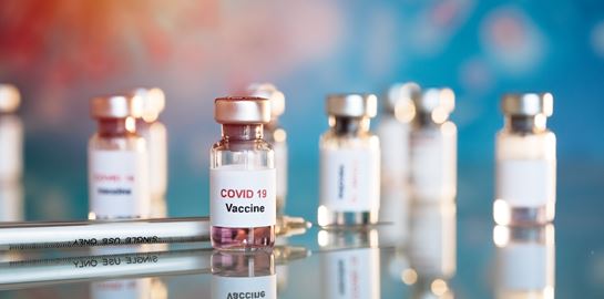 Το μυστήριο με το εμβόλιο της Moderna