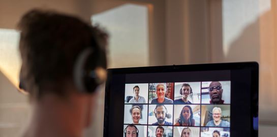 Η Zoom αξίζει πλέον σχεδόν 140 δισ. δολάρια