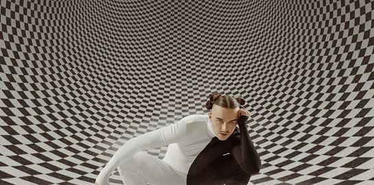 Το μακρύτερο αθλητικό παπούτσι ανήκει στον ράπερ Tommy Cash