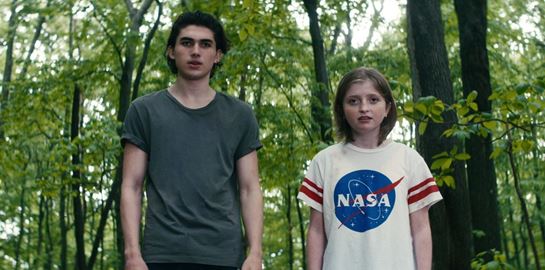 Μία εξήγηση για το &#39;Άσε Τον Κόσμο Πίσω&#39; των Barack και Michelle Obama στο Netflix