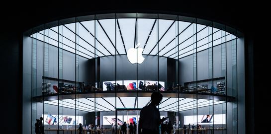 H Apple &#39;φλερτάρει&#39; με τα κρυπτονομίσματα