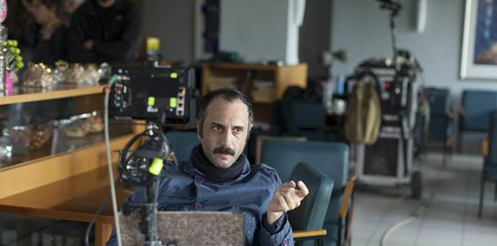 Μπάμπη Μακρίδη γιατί κάποιοι θα έκαναν τα πάντα για να είναι λυπημένοι;