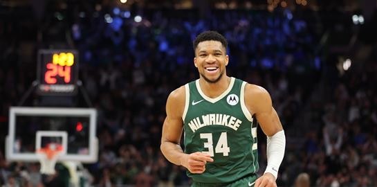 Όλοι λάτρεψαν τη στολή του Γιάννη Αντετοκούνμπο για το Halloween