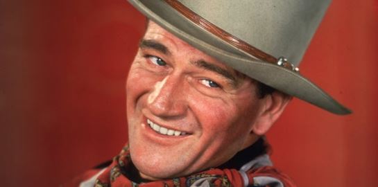 Σπάνιες φωτογραφίες από τη συναρπαστική ζωή του John Wayne