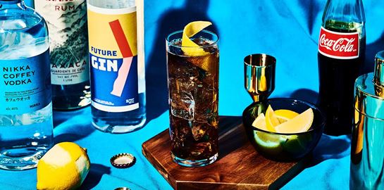 Η ιστορία και η συνταγή του Long Island Iced Tea