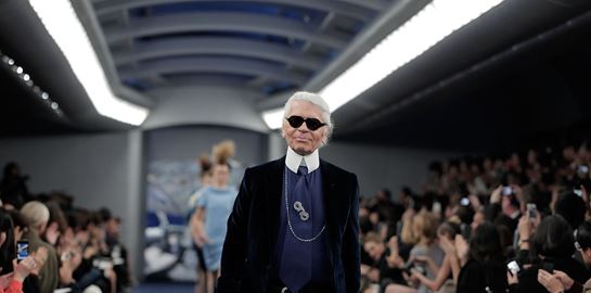 Ναζιστικοί σκελετοί στη ντουλάπα του &quot;Κάιζερ&quot; της μόδας