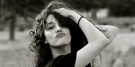 Kat Dennings, αργήσαμε να σε ανακαλύψουμε