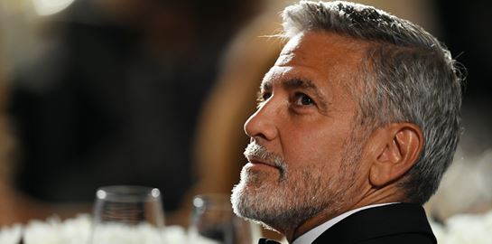 Ο George Clooney αποκάλυψε γιατί έδωσε 14 εκ. δολάρια στους φίλους του