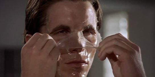 Τι είναι το slugging, η ενυδατική μέθοδος που κάνει θραύση στο TikTok