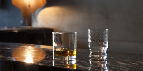 Το πιο ποιοτικό φθηνό ουίσκι στον κόσμο στοιχίζει μόλις 15 ευρώ